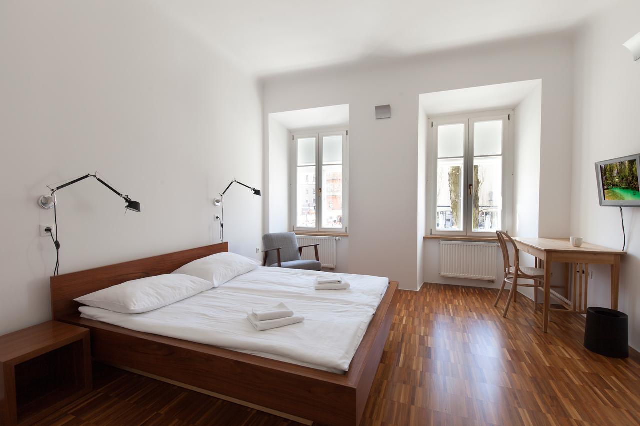 Julija&robert's Riverview And Homestay Ljubljana
